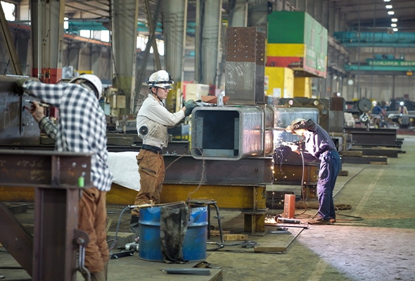 組み立てスタッフ